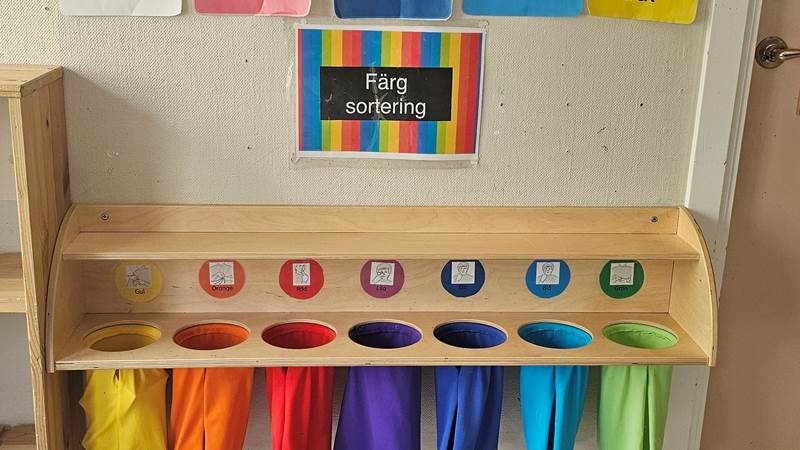 färgsortering station på avdelningen Mangon